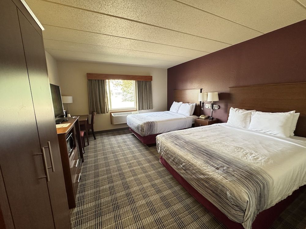 AmericInn by Wyndham Baldwin