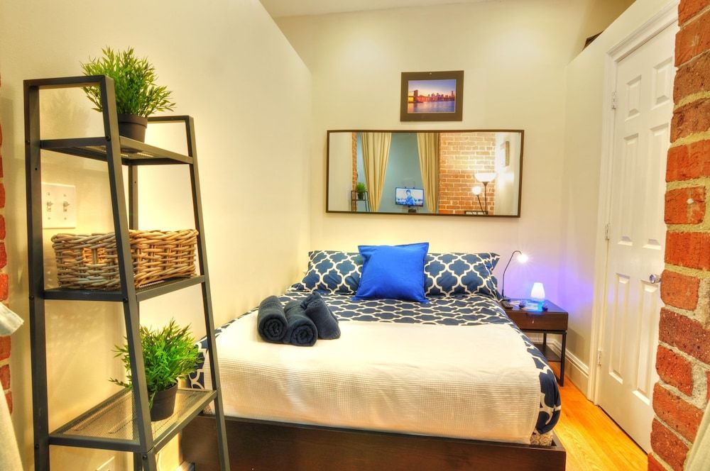 Hello Apartments NYC The Cozy Studio 4