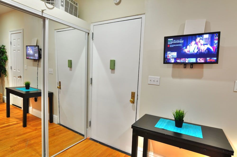 Hello Apartments NYC Chic Executive Studio 17