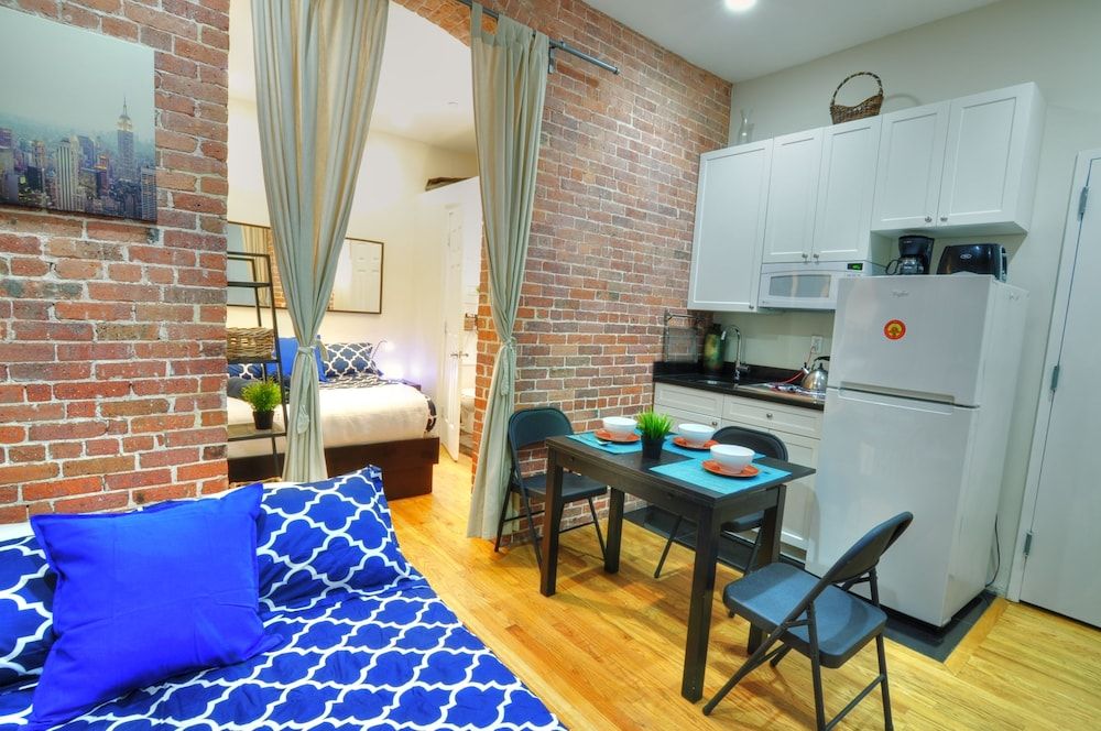 Hello Apartments NYC The Cozy Studio 9