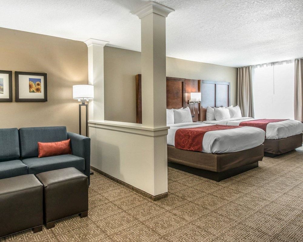 Suite, Multiple Beds, Non Smoking