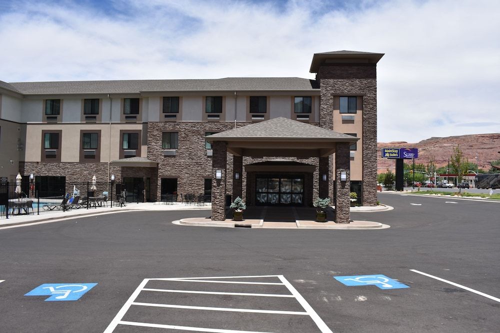 undefined Sleep Inn & Suites Moab near Arches National Park 6