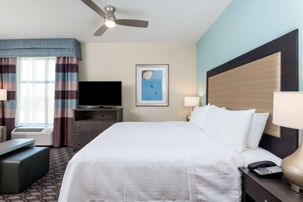 Studio Suite, 1 King Bed, Non Smoking