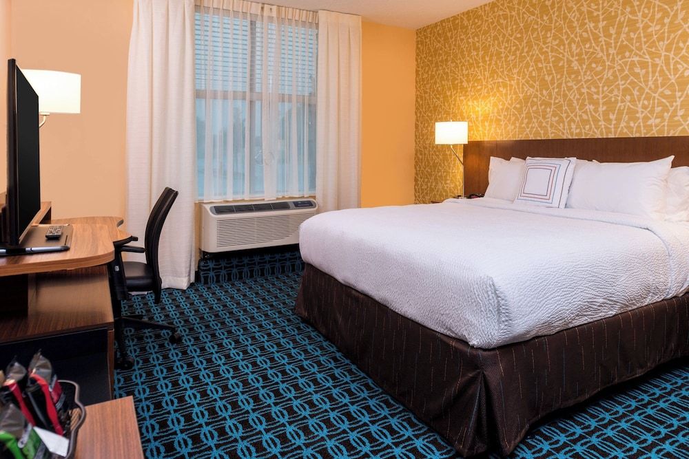 undefined Fairfield Inn & Suites by Marriott Orlando East/UCF Area 2