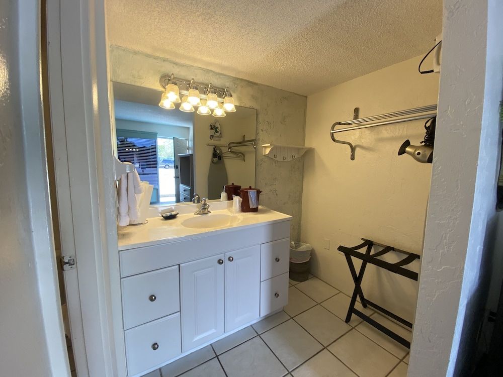 Standard Room, 2 Double Beds
