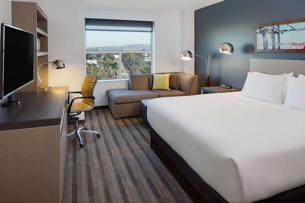 Den Guestroom, 1 King Bed