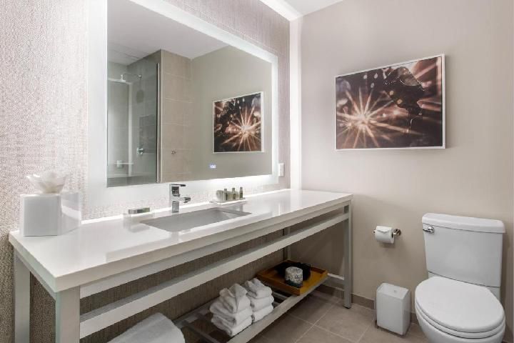 undefined Cambria Hotel Philadelphia Downtown - Center City 6