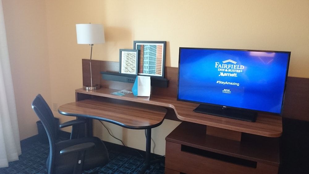 Suite, 1 King Bed with Sofa bed (Hearing Accessible)