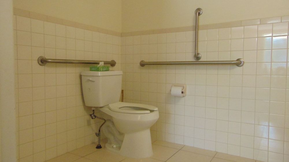 Oceanside Lodge Room, 1 King Bed, Accessible, Non Smoking 5