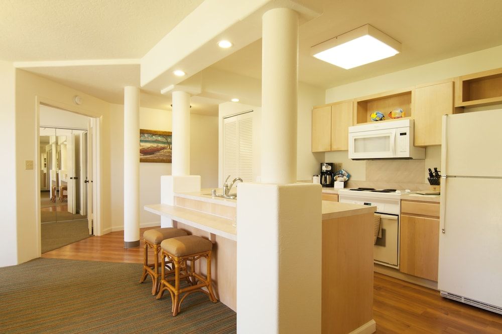 Two Bedroom Deluxe Lagoon Thursday