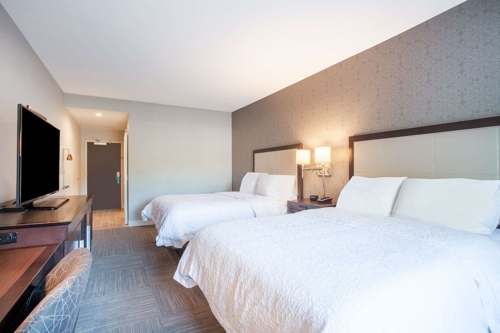 Room, 2 Queen Beds, Non Smoking