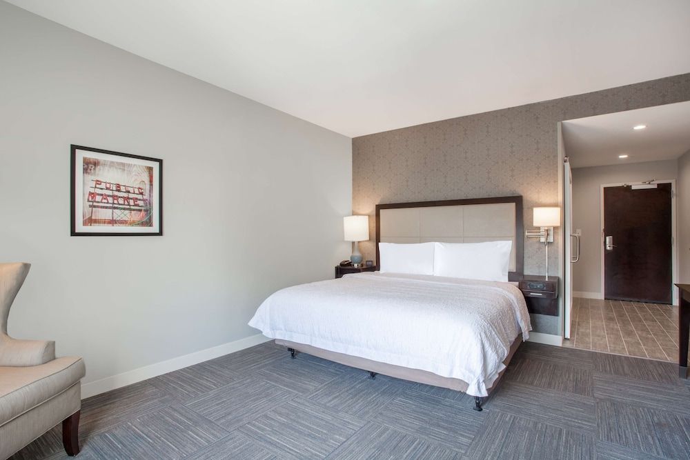 Room, 1 King Bed, Accessible, Non Smoking (hearing acc)