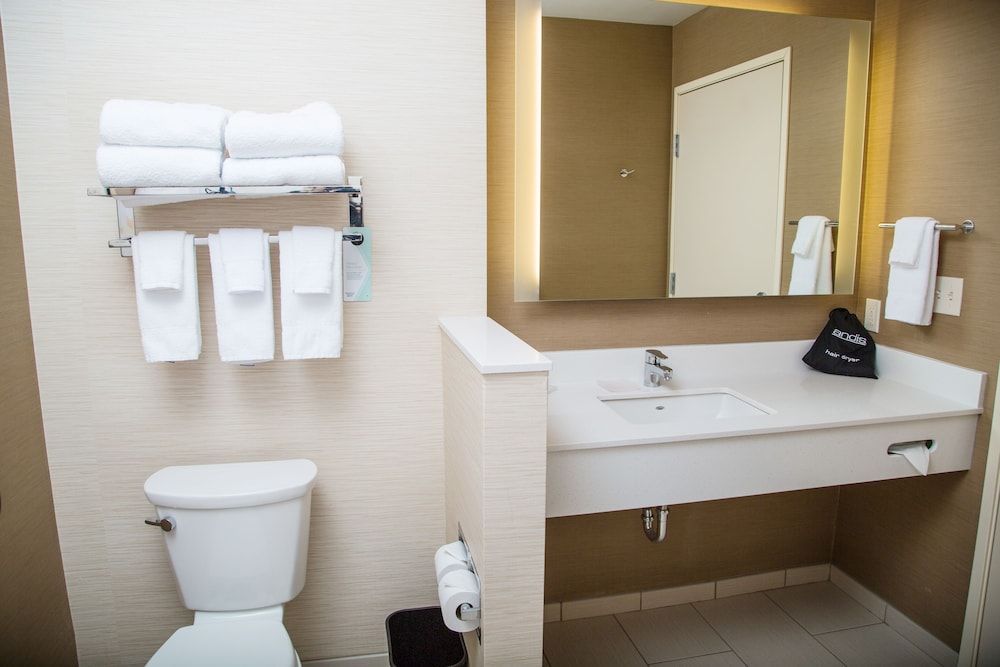 Room, 2 Queen Beds (Hearing Accessible)