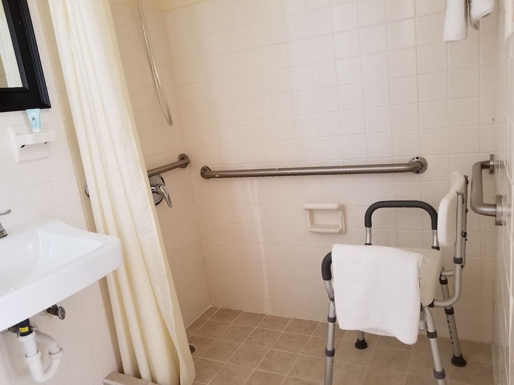 Parkway Inn Airport Motel Miami Economy Single Room, Accessible, Non Smoking 6