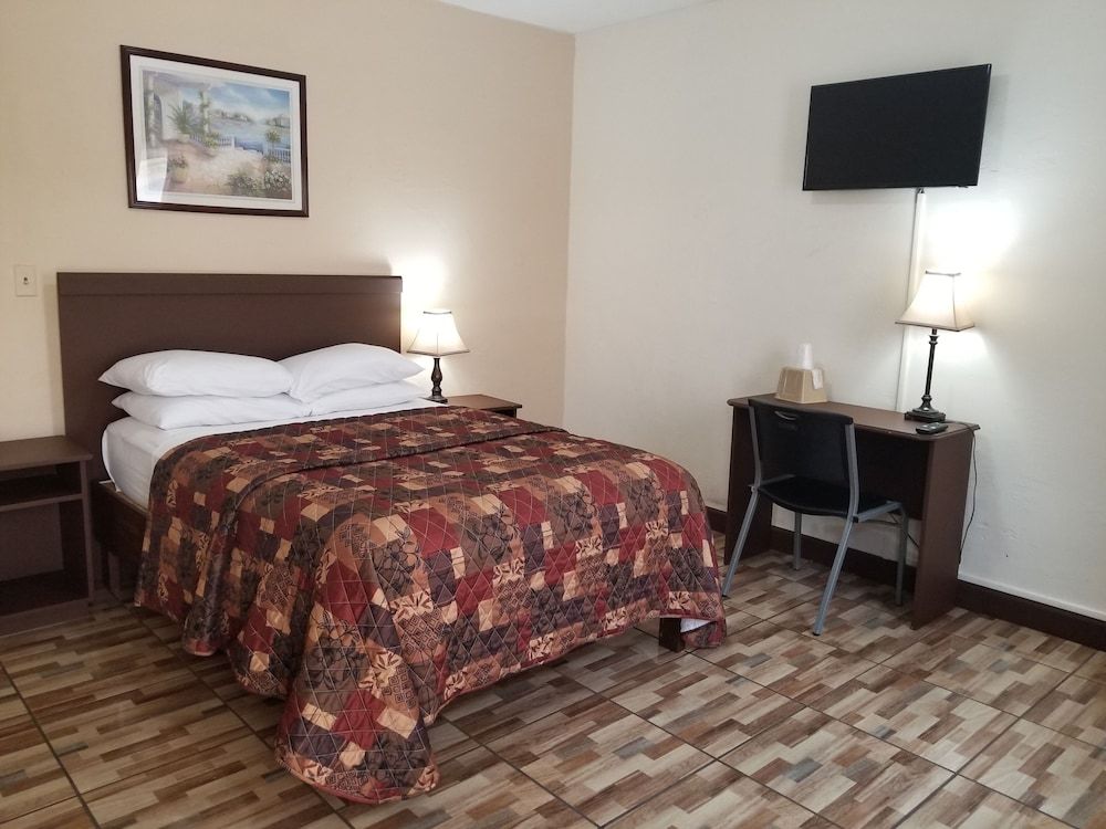 Parkway Inn Airport Motel Miami Economy Single Room, 1 Double Bed, Non Smoking 3
