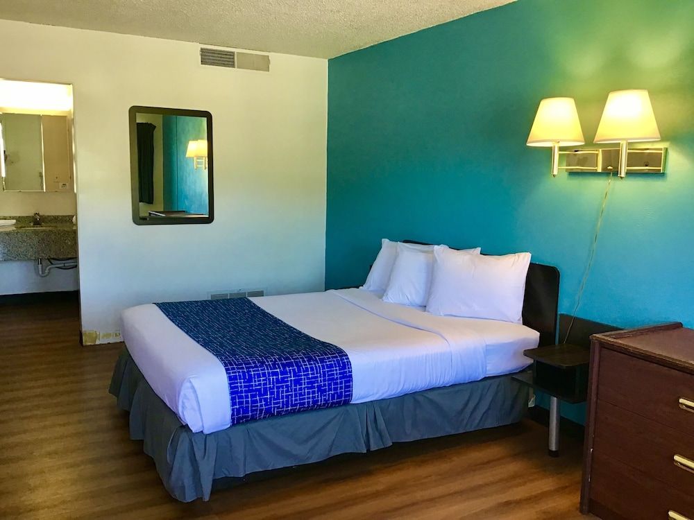 Room, 1 Queen Bed, Non Smoking