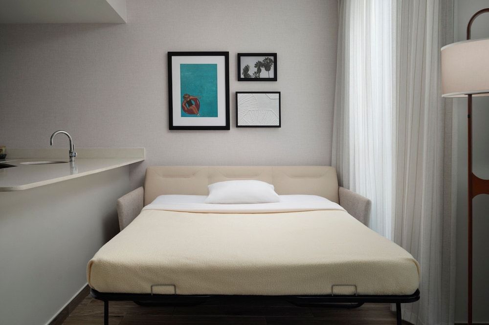 Suite, 1 Bedroom (Mobility Accessible, Tub)