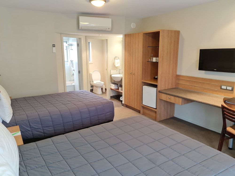 Kingsgate Hotel Autolodge Paihia Standard Room (1 Queen 1 Single) 3