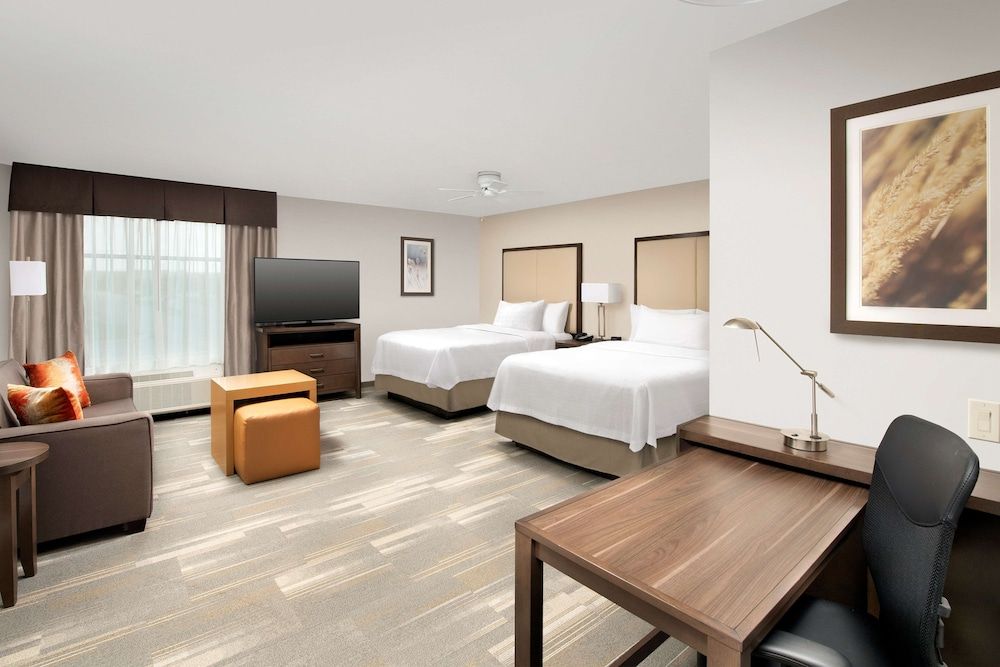 Studio, 2 Queen Beds, Accessible, Bathtub (Mobility & Hearing)