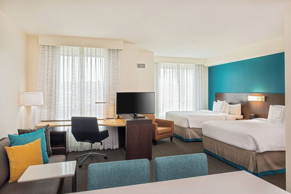 Studio, Multiple Beds (Hearing Accessible)