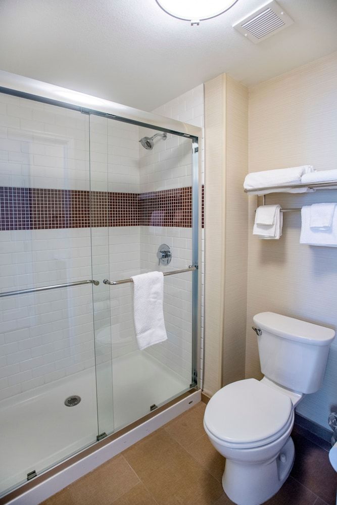 Staybridge Suites Denver Downtown by IHG Studio Suite, Kitchen 5