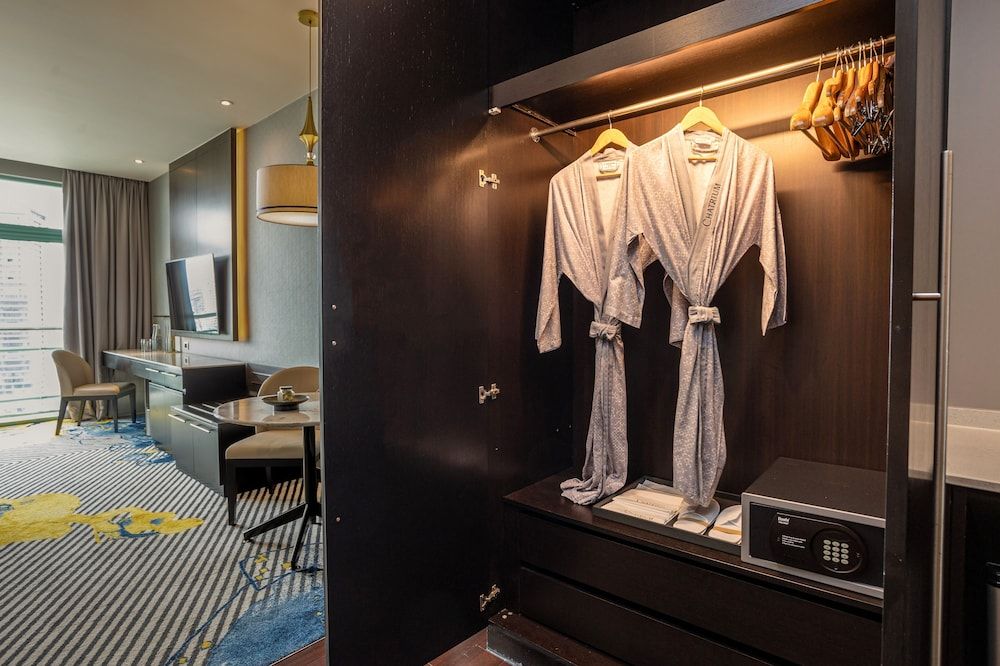 Chatrium Hotel Riverside Bangkok Grand Deluxe King City View 20