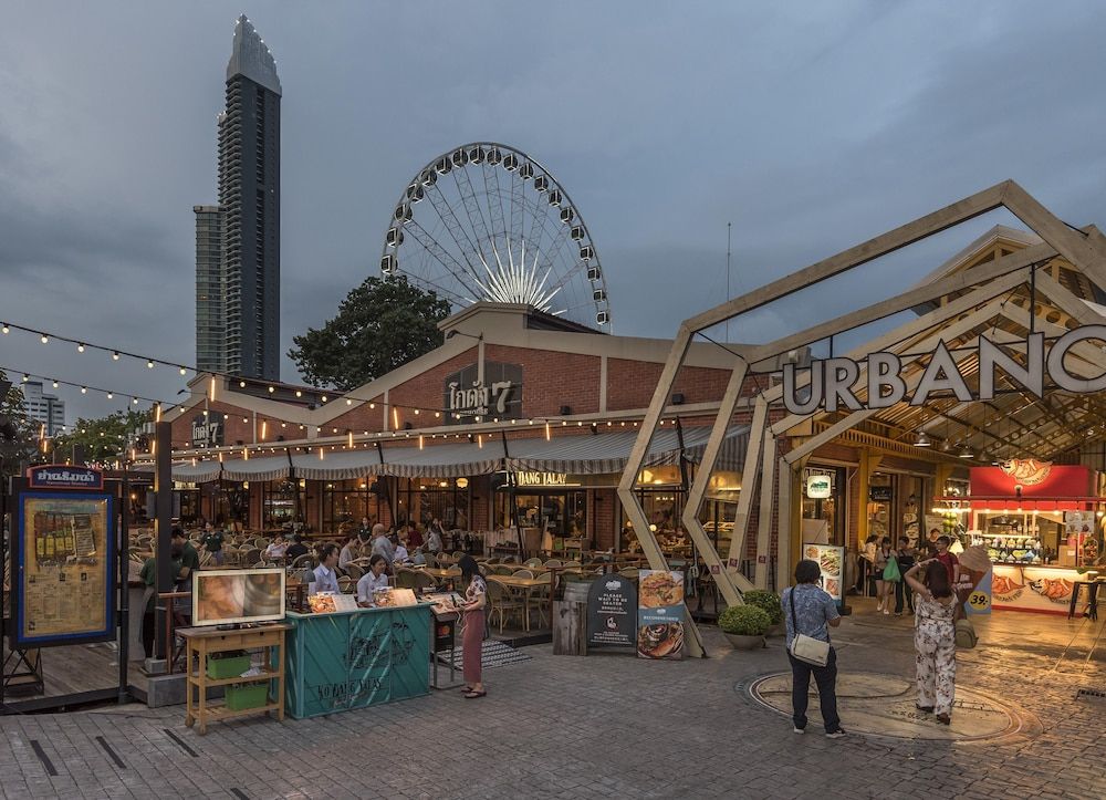 undefined Chatrium Hotel Riverside Bangkok 4