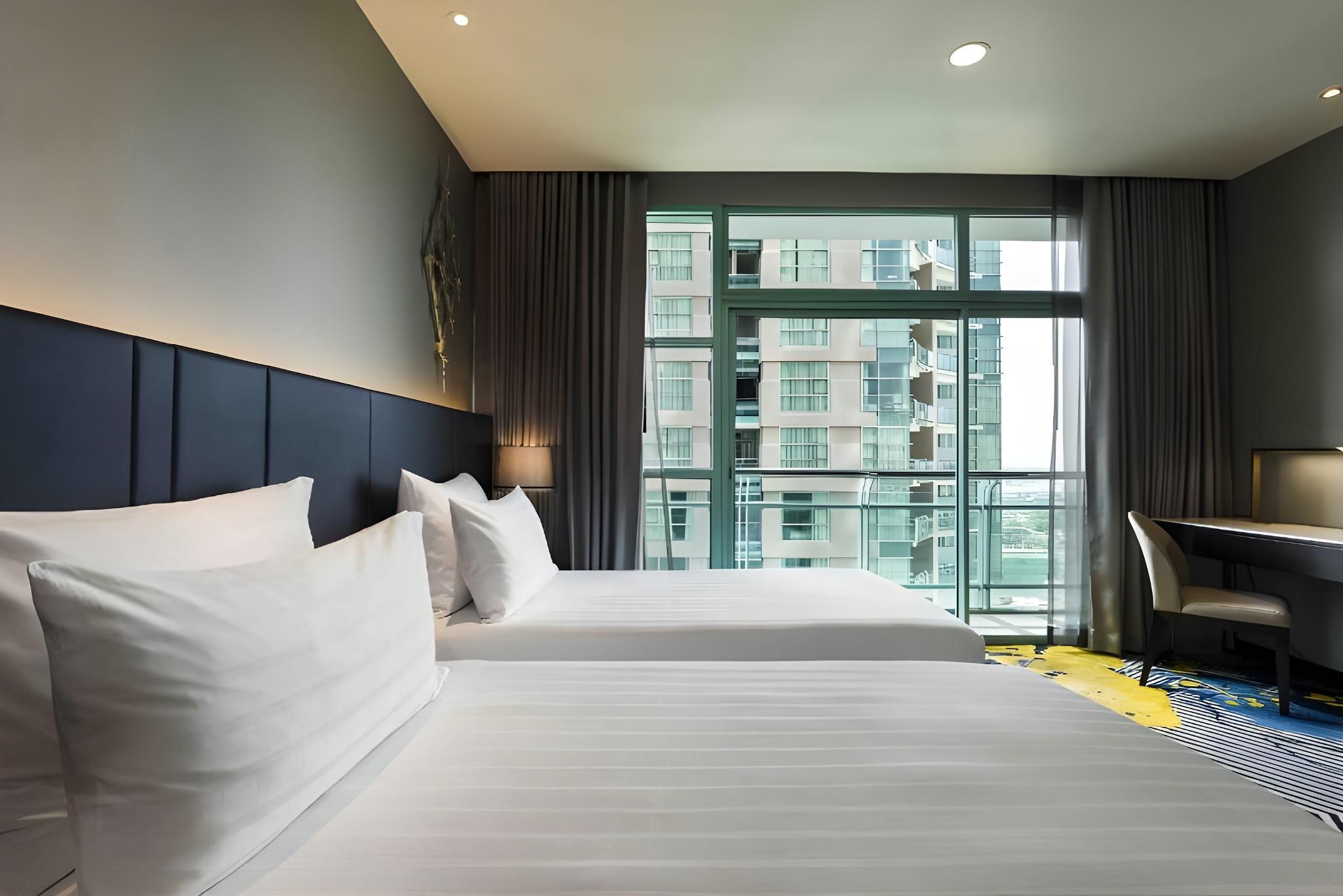 Chatrium Hotel Riverside Bangkok Grand Deluxe King City View 10
