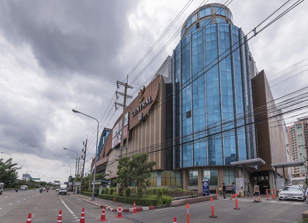 undefined Chatrium Hotel Riverside Bangkok 10