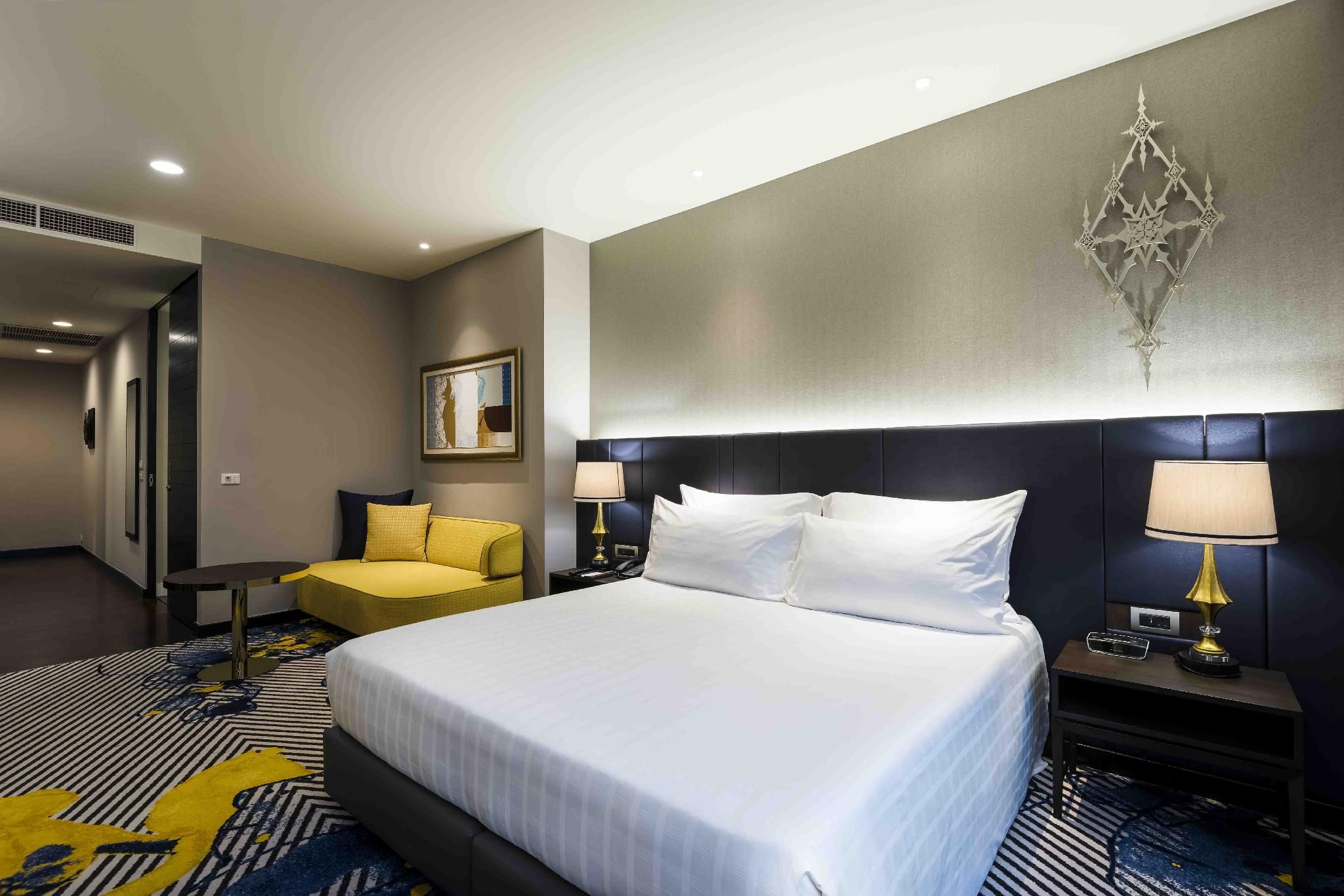 Chatrium Hotel Riverside Bangkok Grand Deluxe King City View 11