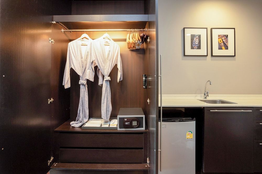 Chatrium Hotel Riverside Bangkok Grand Deluxe King City View 11