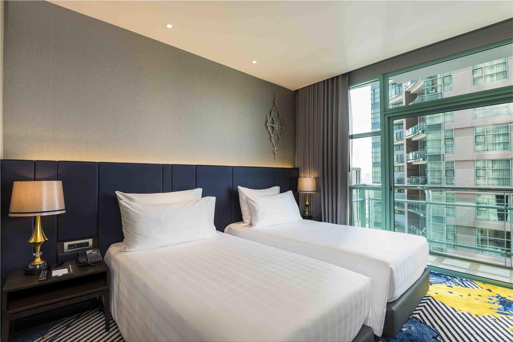 Chatrium Hotel Riverside Bangkok Grand Deluxe King City View 7