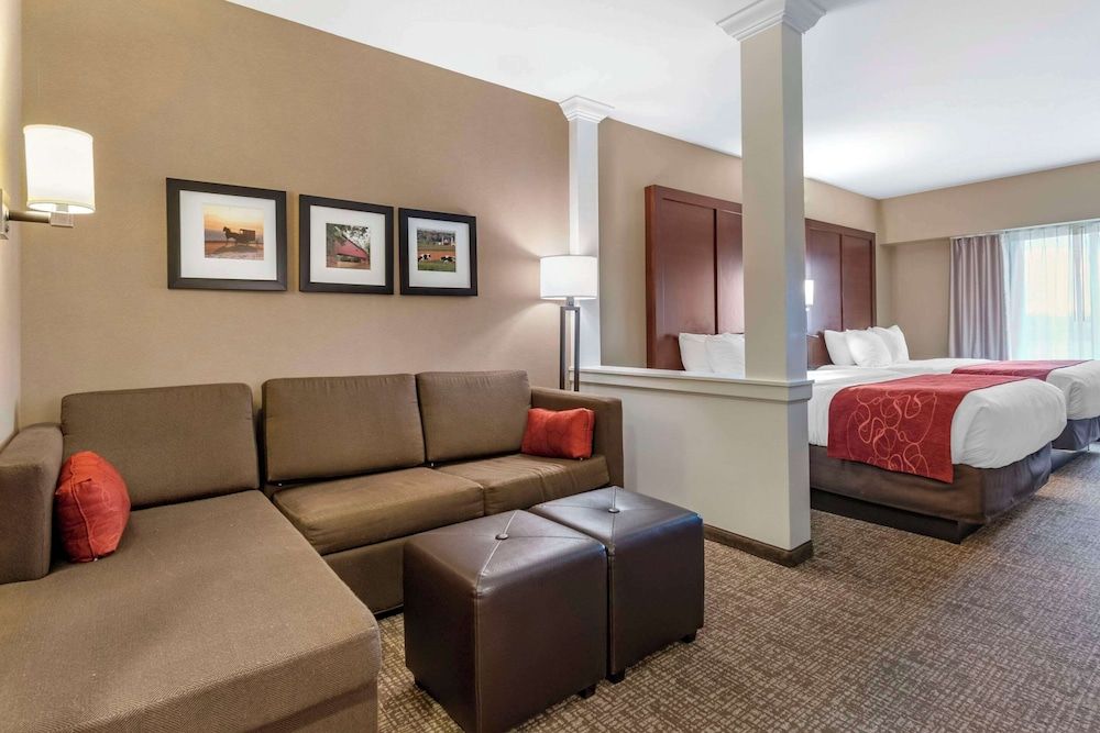 Suite, Multiple Beds, Accessible, Non Smoking