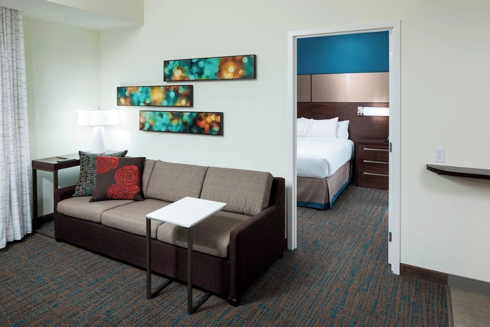 Suite, 2 Bedrooms, Balcony