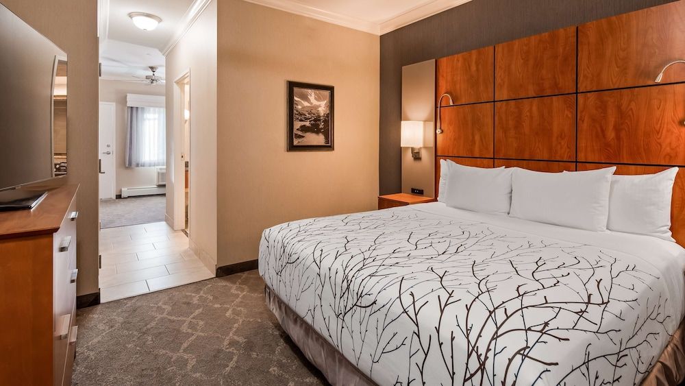 Suite, Multiple Beds, Non Smoking, Refrigerator & Microwave