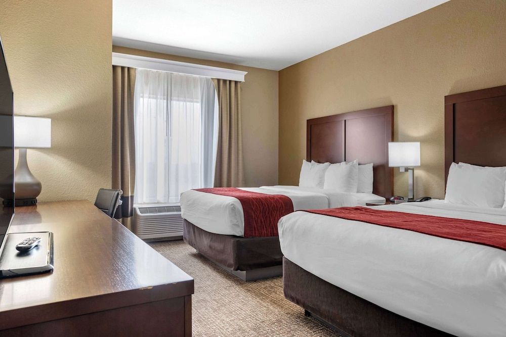 Standard Room, 2 Queen Beds, Non Smoking