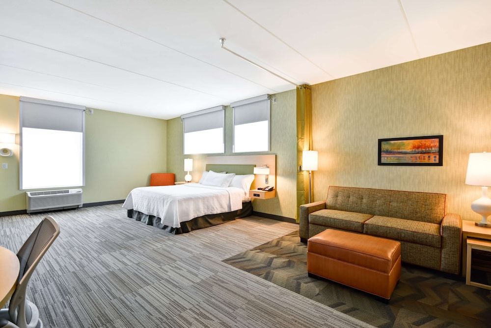 Studio, 1 King Bed, Accessible, Non Smoking (Hearing)