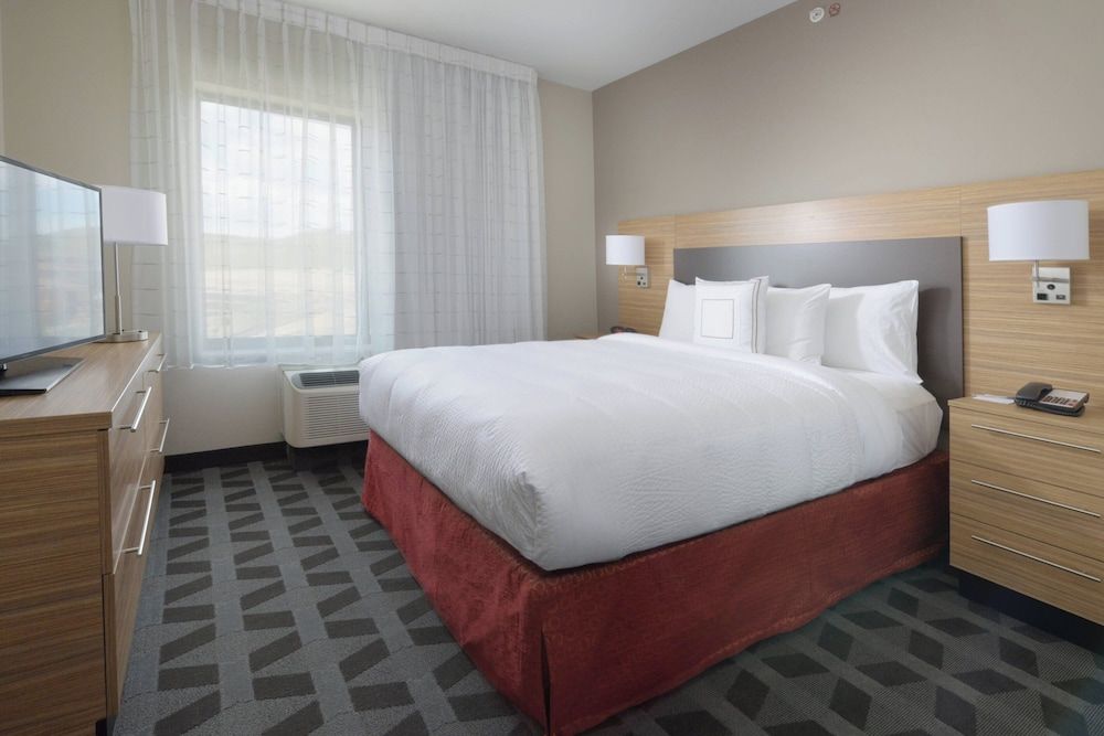 Suite, 1 Bedroom (Hearing Accessible)