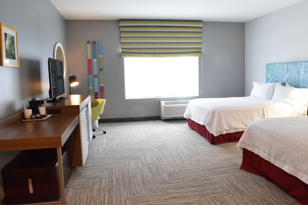 Room, 2 Queen Beds, Accessible, Non Smoking (Hearing)