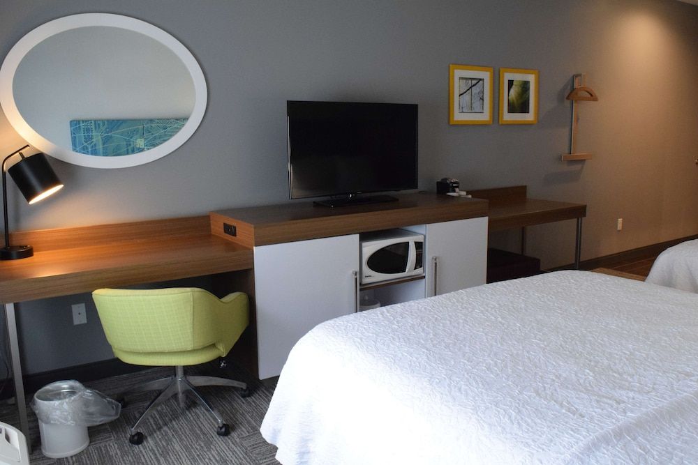 Room, 2 Queen Beds, Accessible, Non Smoking (Rollin Shower)