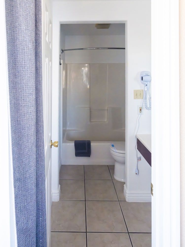 Bryce Trails Bed and Breakfast Queens Garden 5