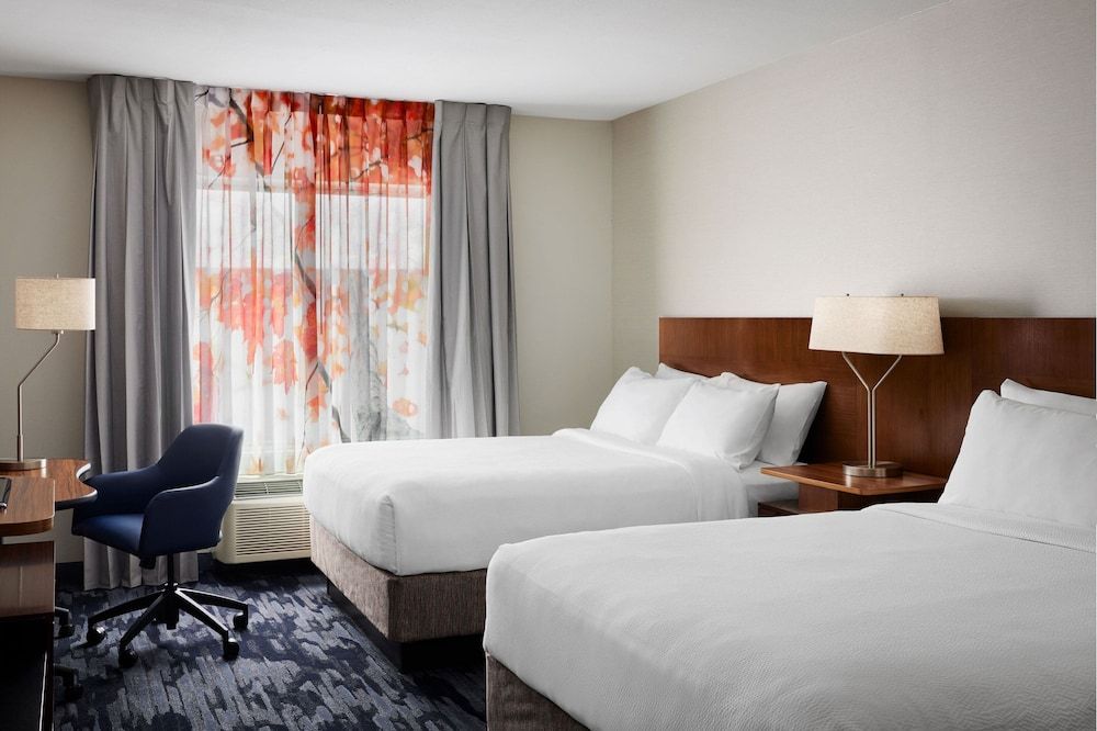 Room, 2 Queen Beds, Non Smoking