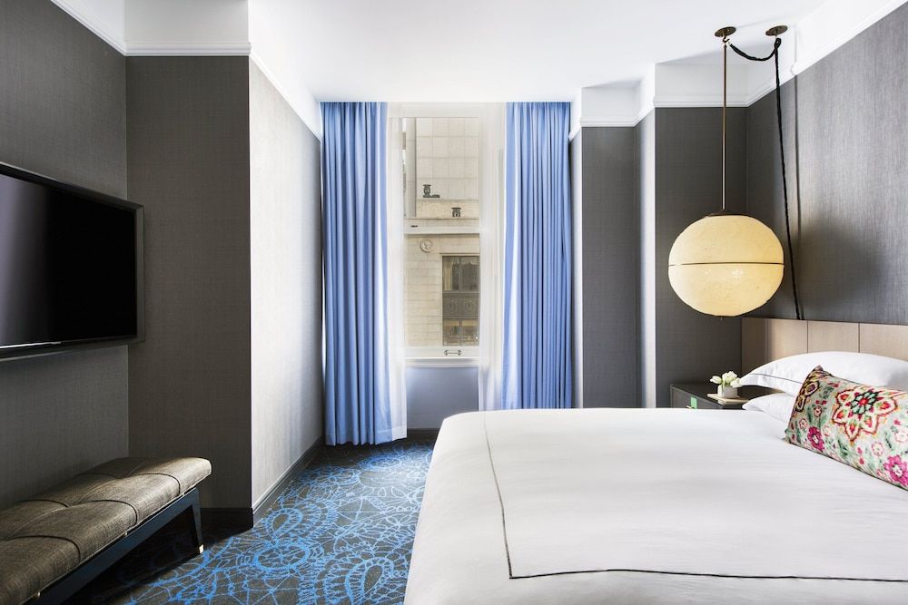 Kimpton Gray Hotel by IHG Room (Essential) 2