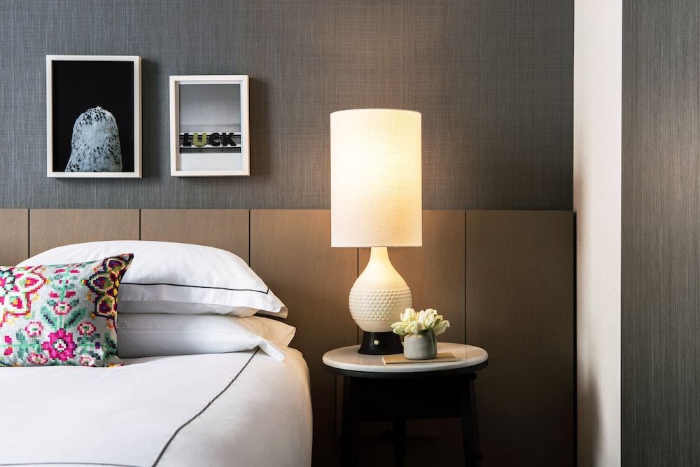Kimpton Gray Hotel by IHG Room (Essential) 4