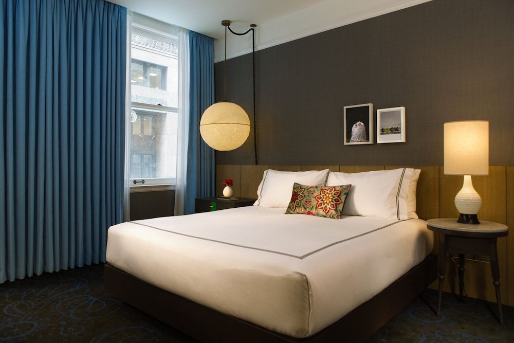 Kimpton Gray Hotel by IHG Room (Essential) 7