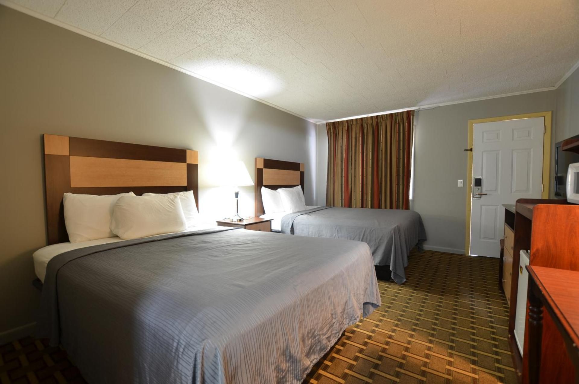 Two Queen Beds - Ground Floor - Non-Smoking