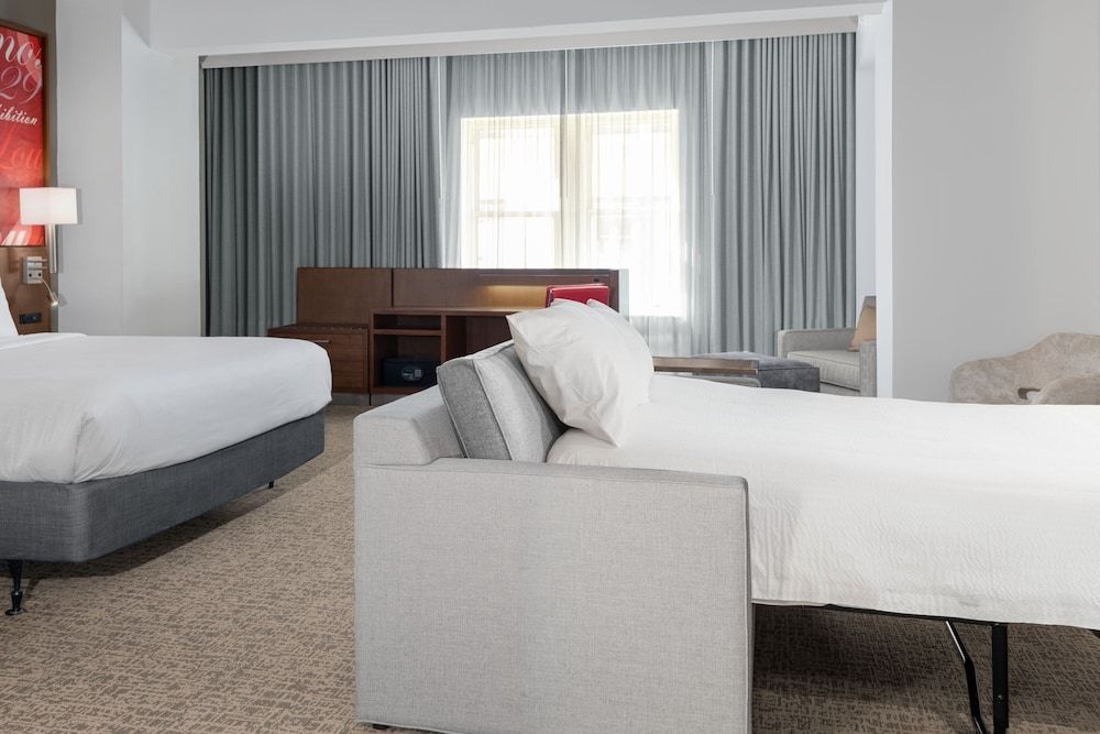 Junior Suite, 1 King Bed with Sofa bed