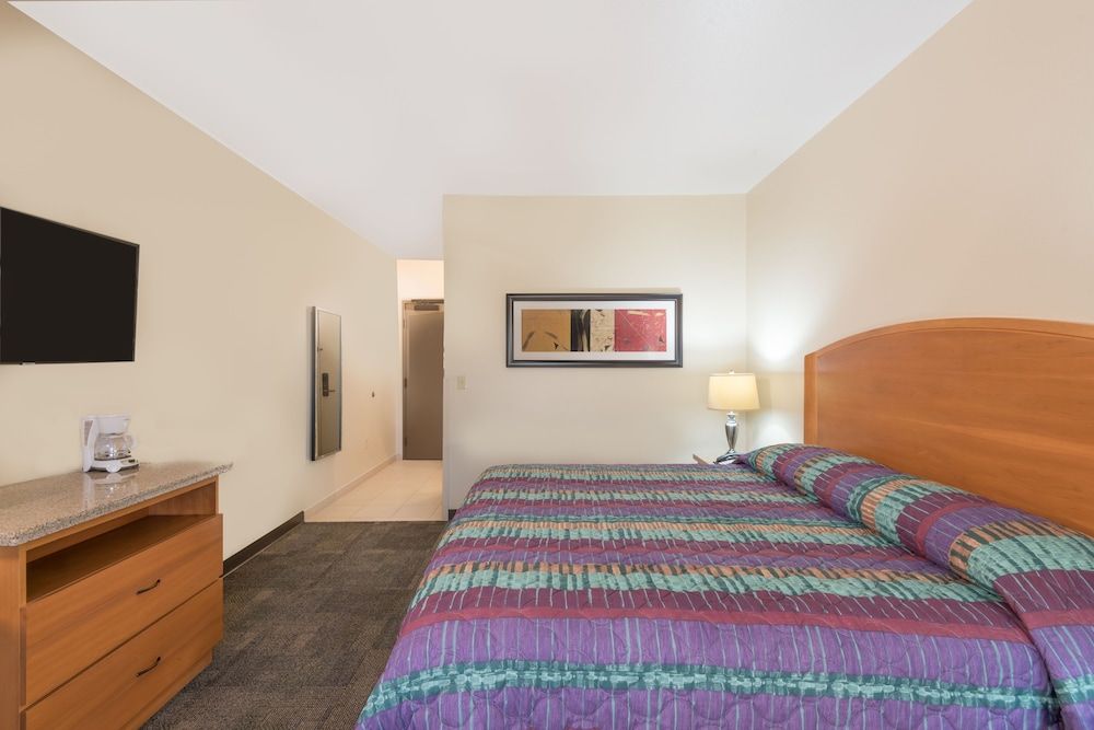 Cocopah Resort And Conference Center Deluxe Room