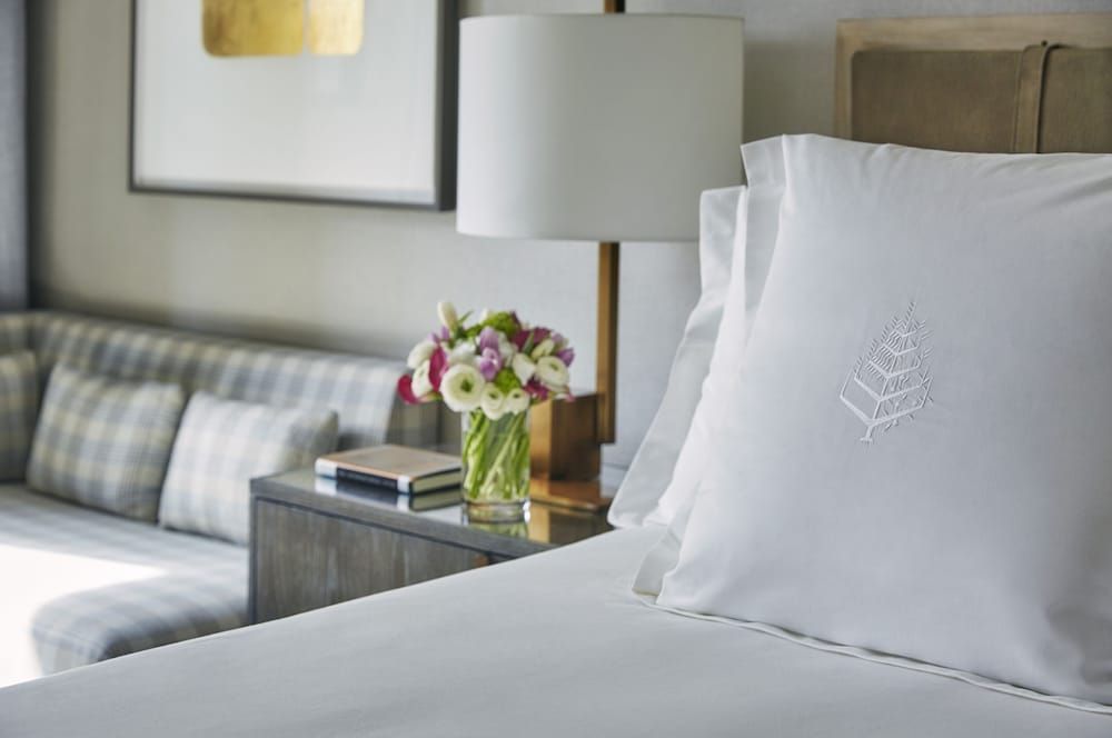 Four Seasons Hotel New York Downtown Accessible Manhattan Room with King Bed 3