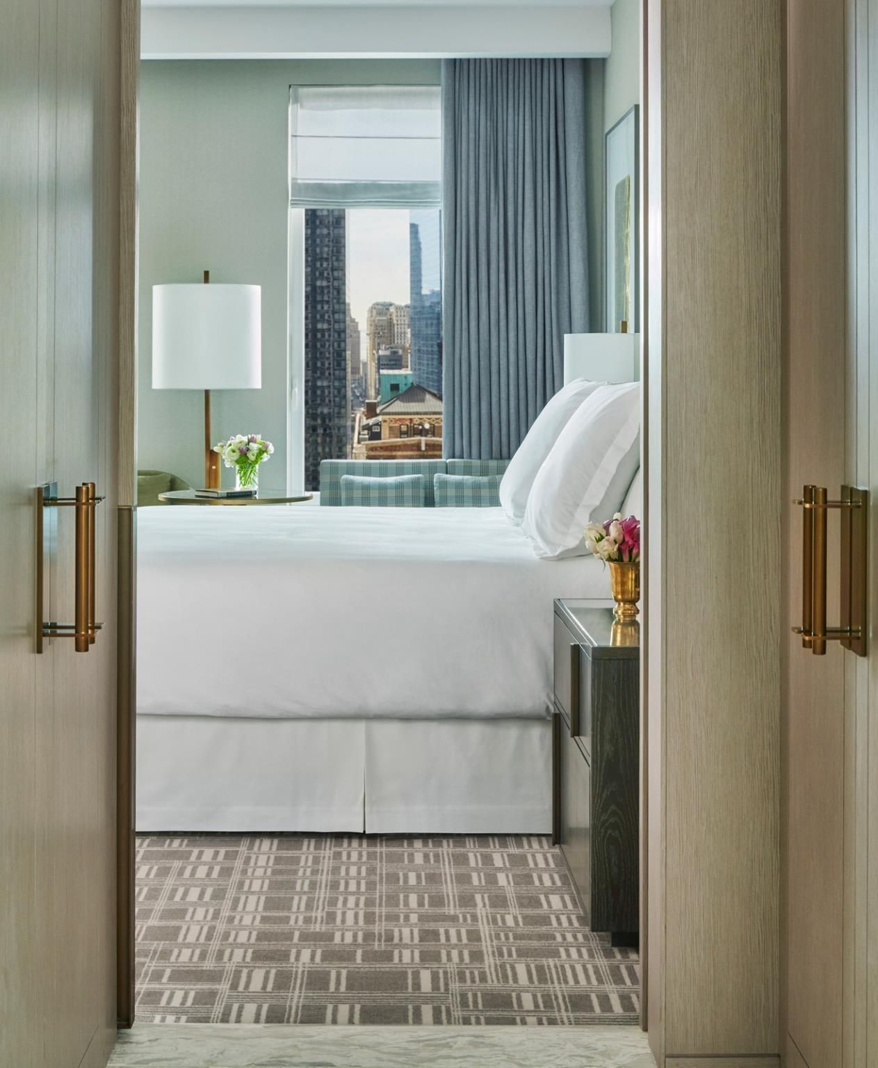 Four Seasons Hotel New York Downtown Accessible Manhattan Room with King Bed 2
